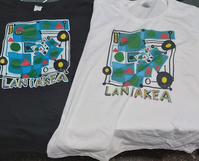 Camisetas de Laniakea. Que significa un cuadro abstracto cubista de todo el Universo, Laniakea.